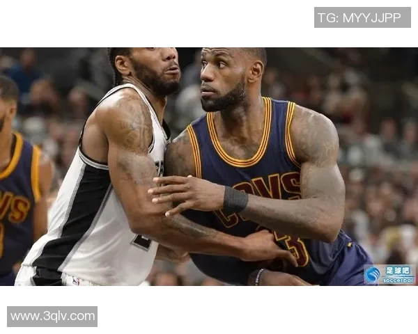 同名球星的传奇对决 足球与篮球界的偶然重合与巧合分析